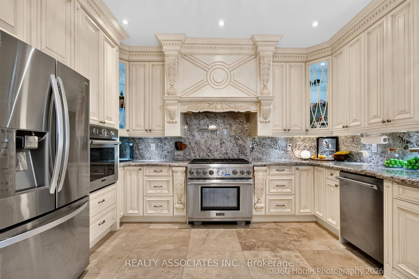 128 Coalbrook Court, Vaughan, ON L4L 9B6