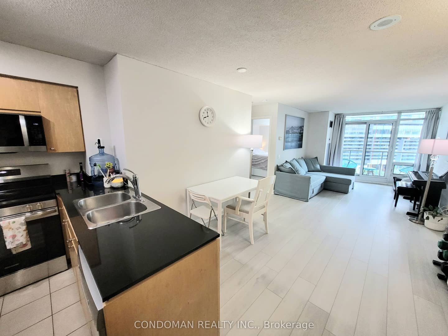 361 Front Street W 1206, Toronto, ON M5V 3R5