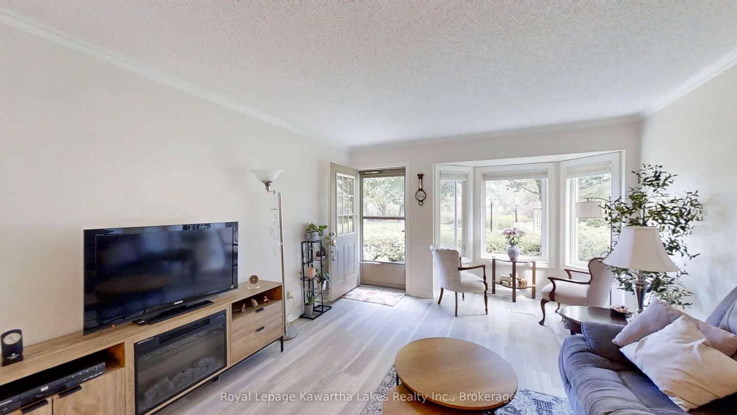 234 Water Street 6, Scugog, ON L9L 1C4