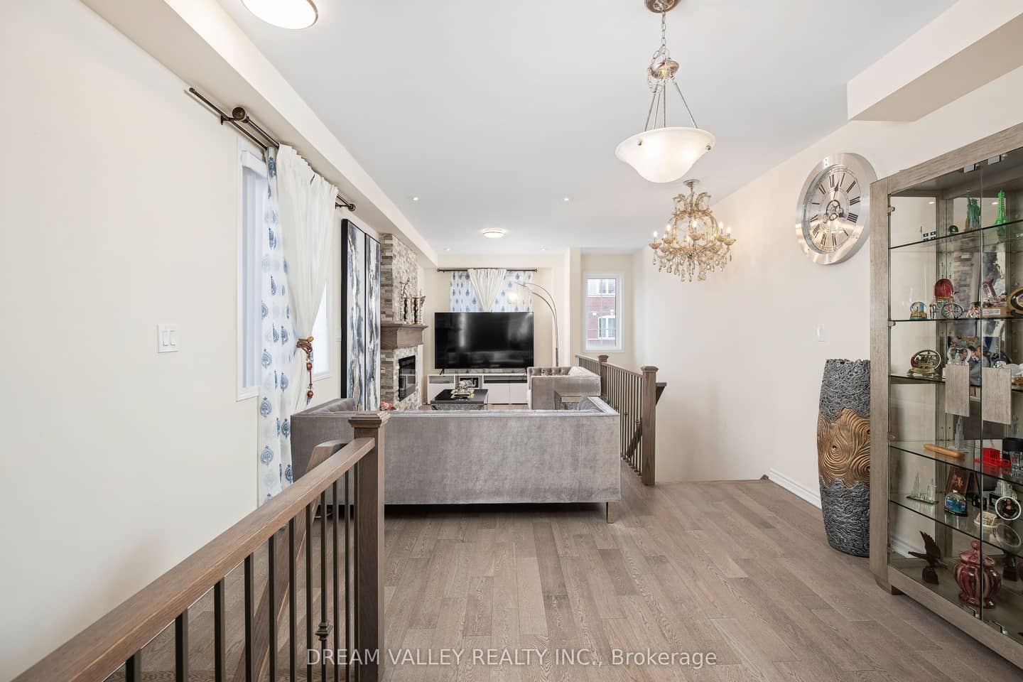 88 Jolly Way S, Toronto, ON M1P 0E2