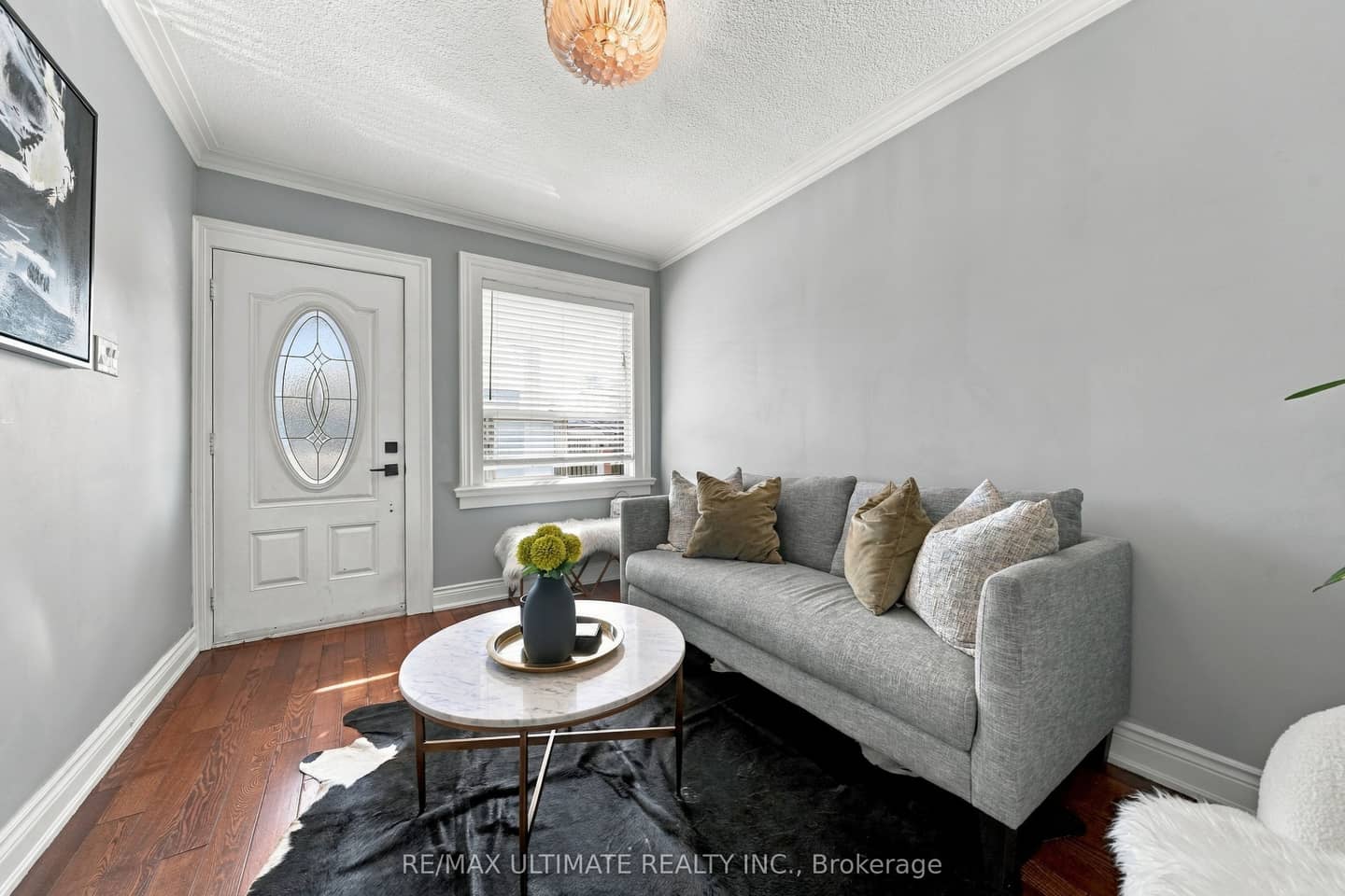 372 Blackthorn Avenue, Toronto, ON M6M 3B9