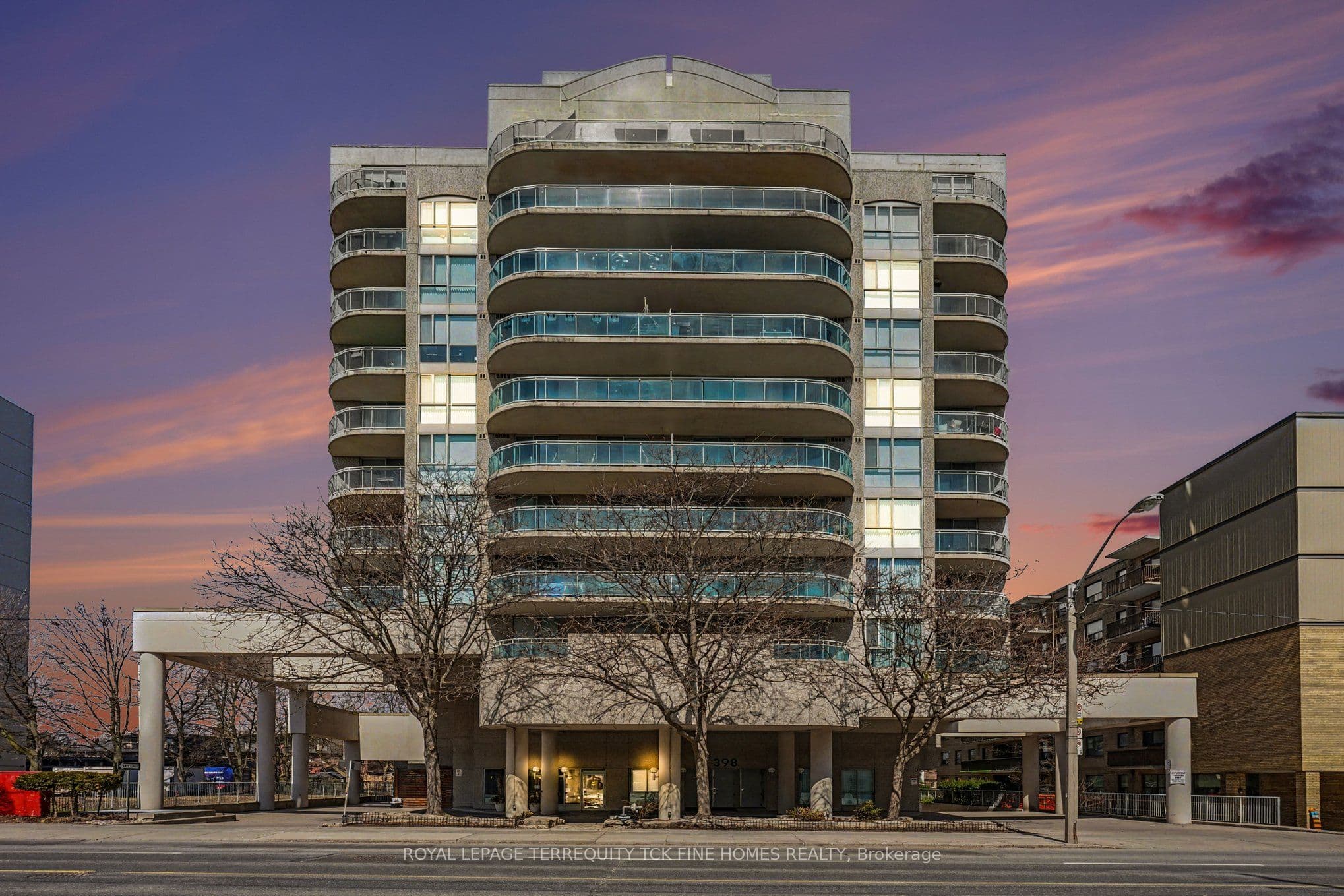 398 Eglinton Avenue E 1009, Toronto, ON M4P 3H8