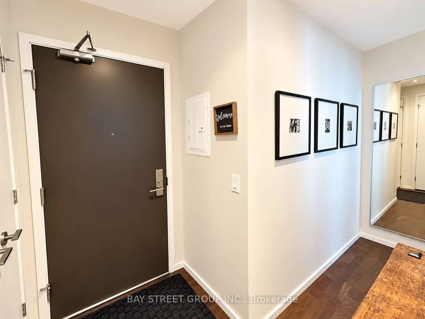 101 Charles Street E 4210, Toronto, ON M4Y 1V2