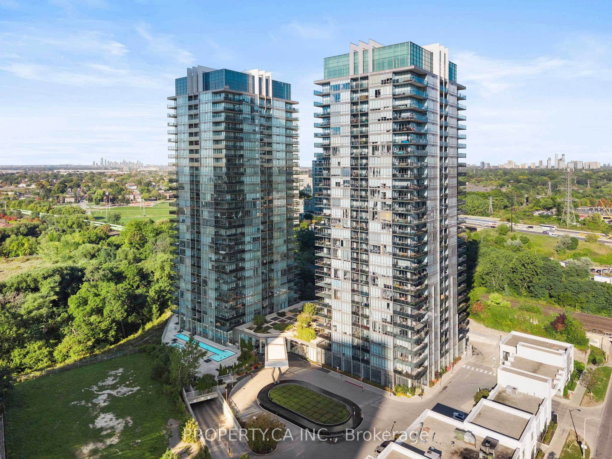 90 Park Lawn Road 1211, Toronto, ON M8Y 0B6