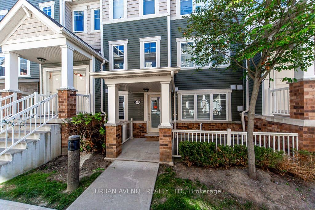 2500 Hill Rise Court 43, Oshawa, ON L1L 0M6