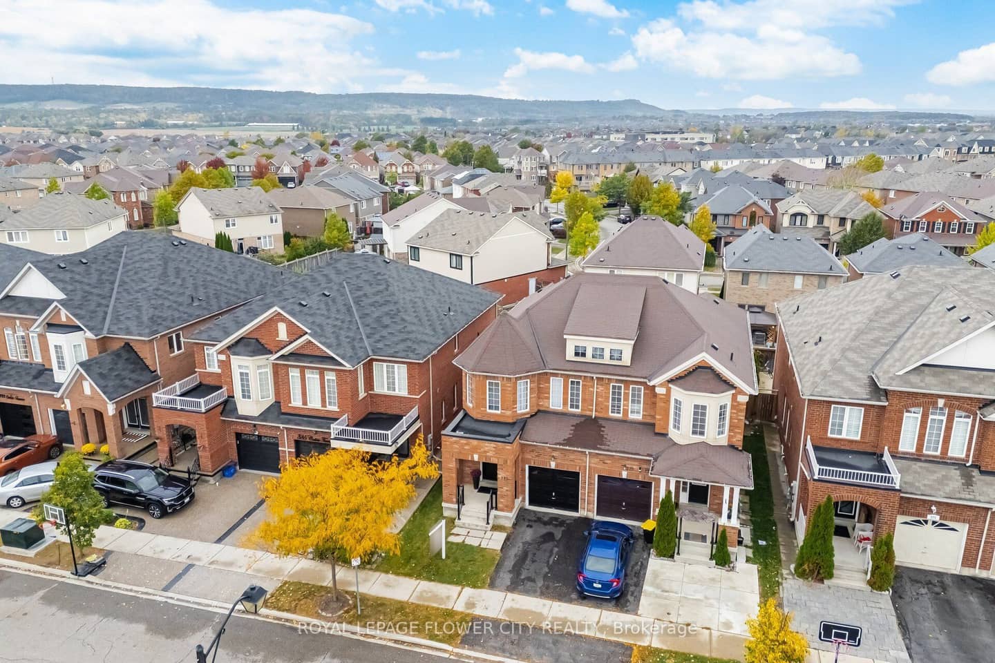 381 Cedric Terrace, Milton, ON L9T 8P7