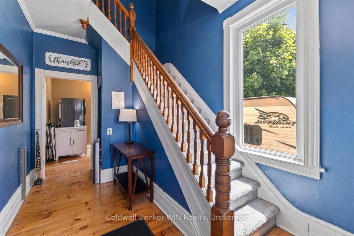 95 John Street S, Minto, ON N0G 1Z0