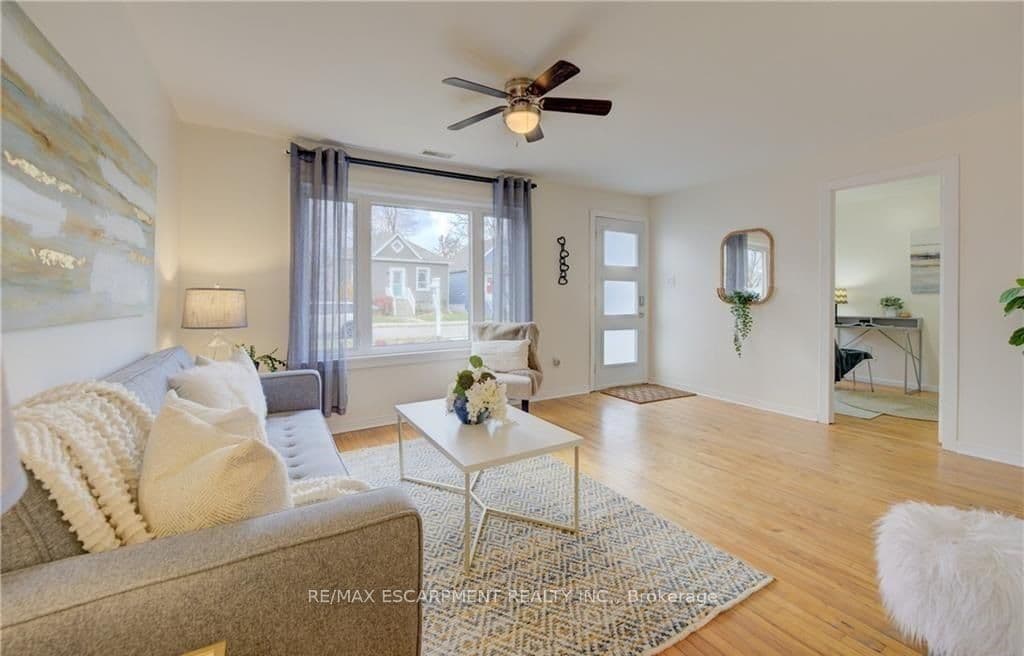 73 EAST 33RD Street, Hamilton, ON L8V 3T3