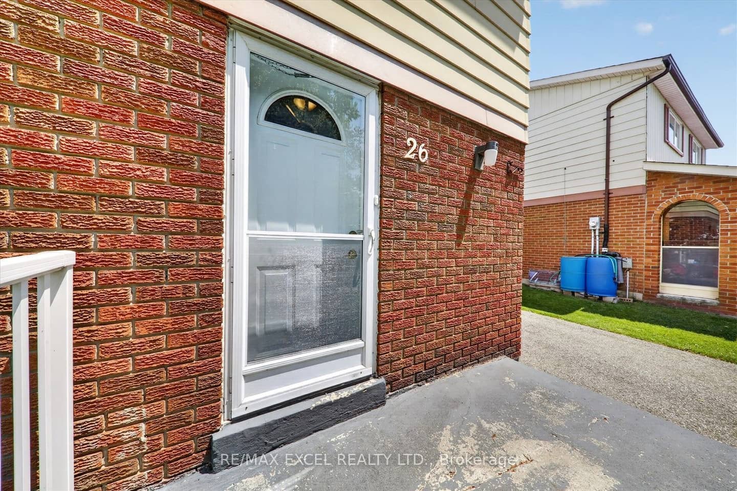 26 Lighthall Crescent, Toronto, ON M1B 1V3