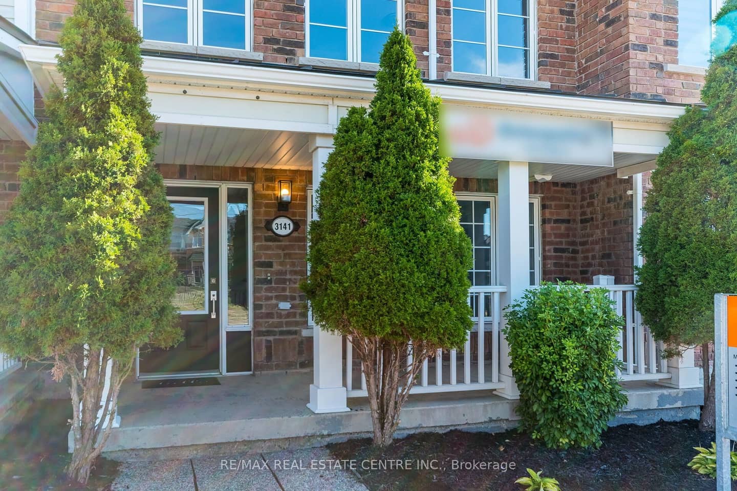 3141 Walkers Line, Burlington, ON L7M 0E1