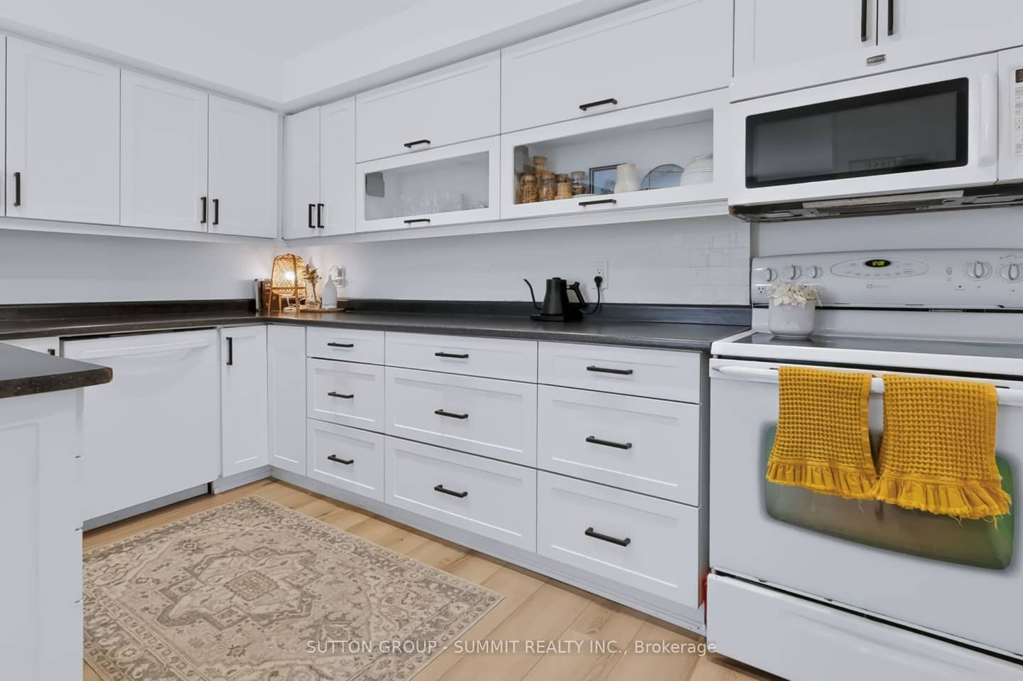 4018 Longmoor Drive 16, Burlington, ON L7L 1X2