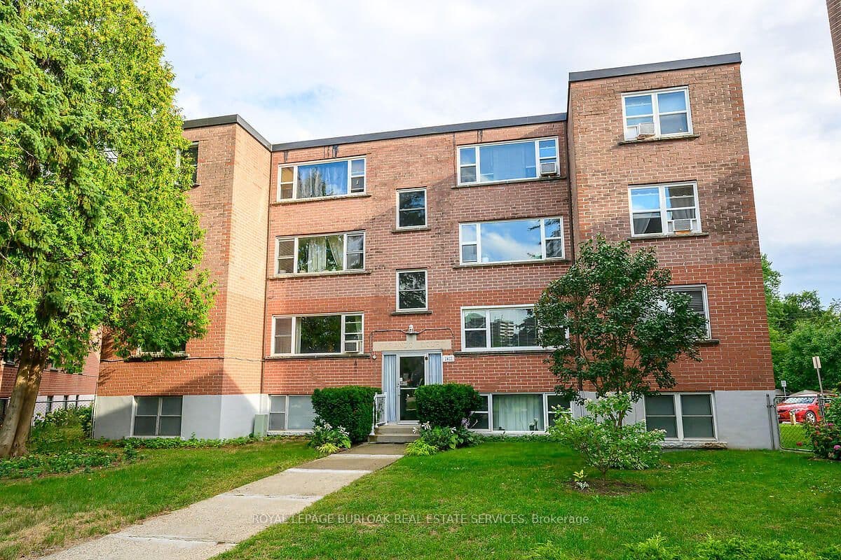 2422 New Street 9, Burlington, ON L7R 1J6