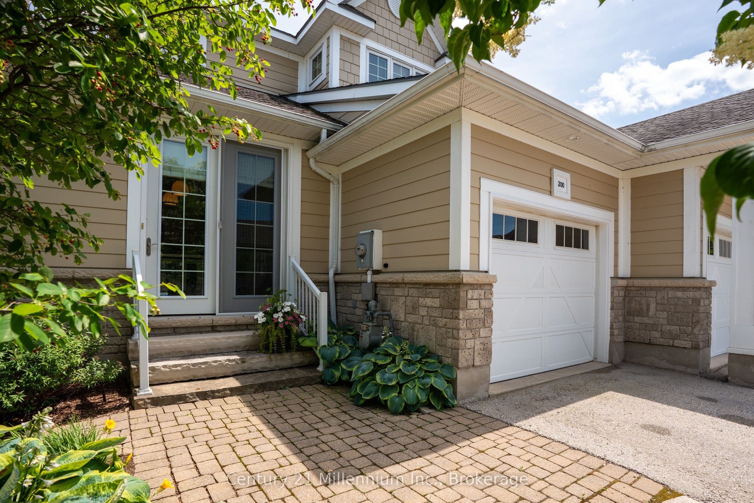 200 Ironwood Way, Georgian Bluffs, ON N0H 1S0