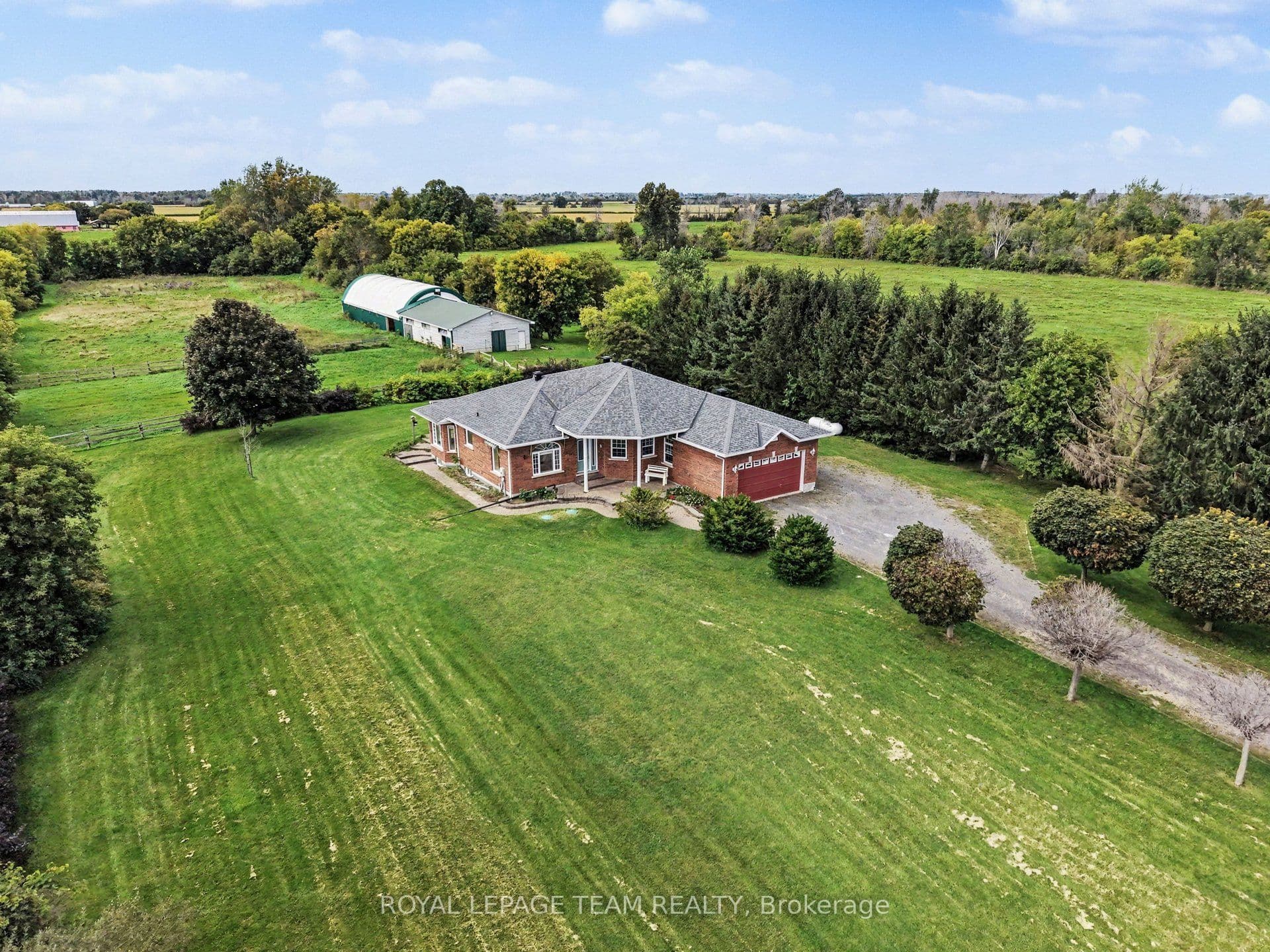 3282 County 16 Road, North Dundas, ON K0E 1W0