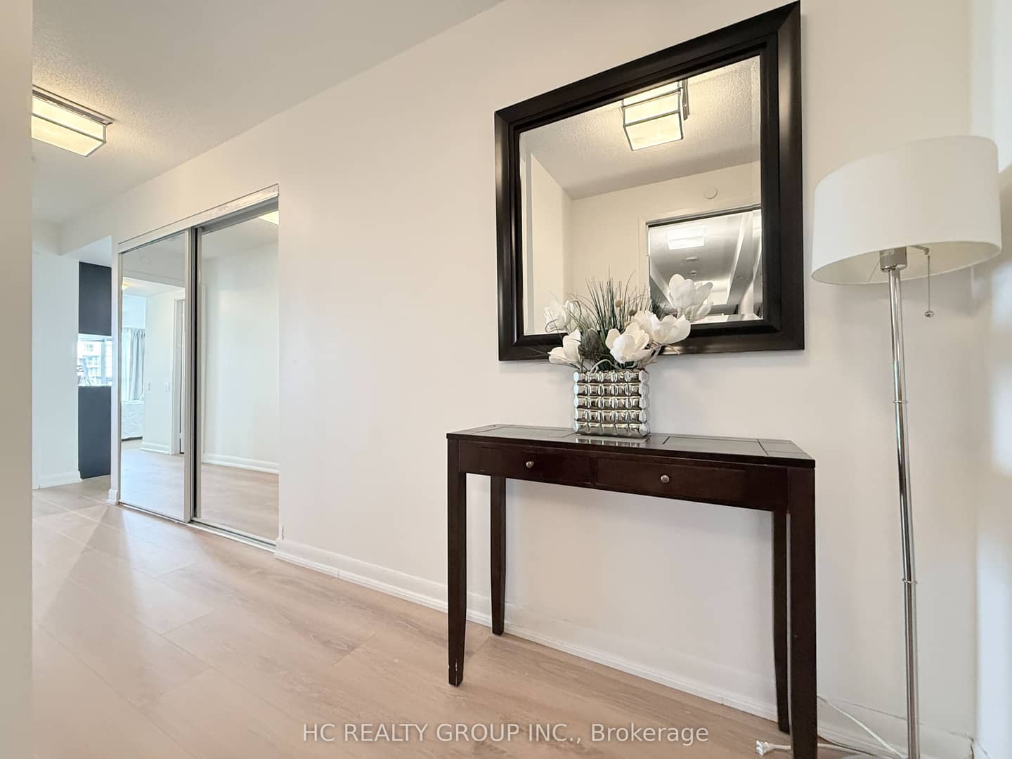 5168 Yonge Street 1712, Toronto, ON M2N 5P6