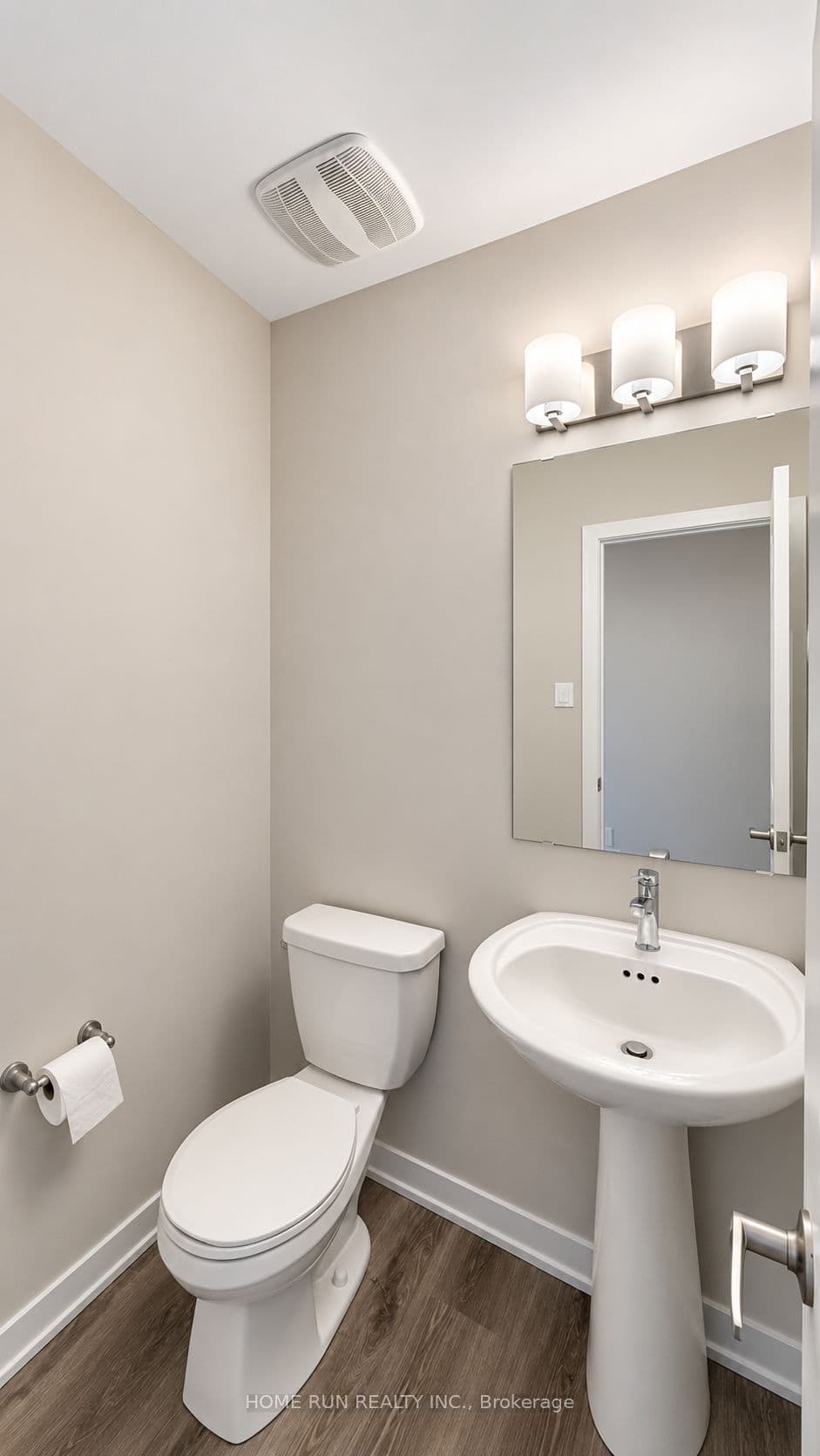 32 Pumice Place, Barrhaven, ON K2J 7H5