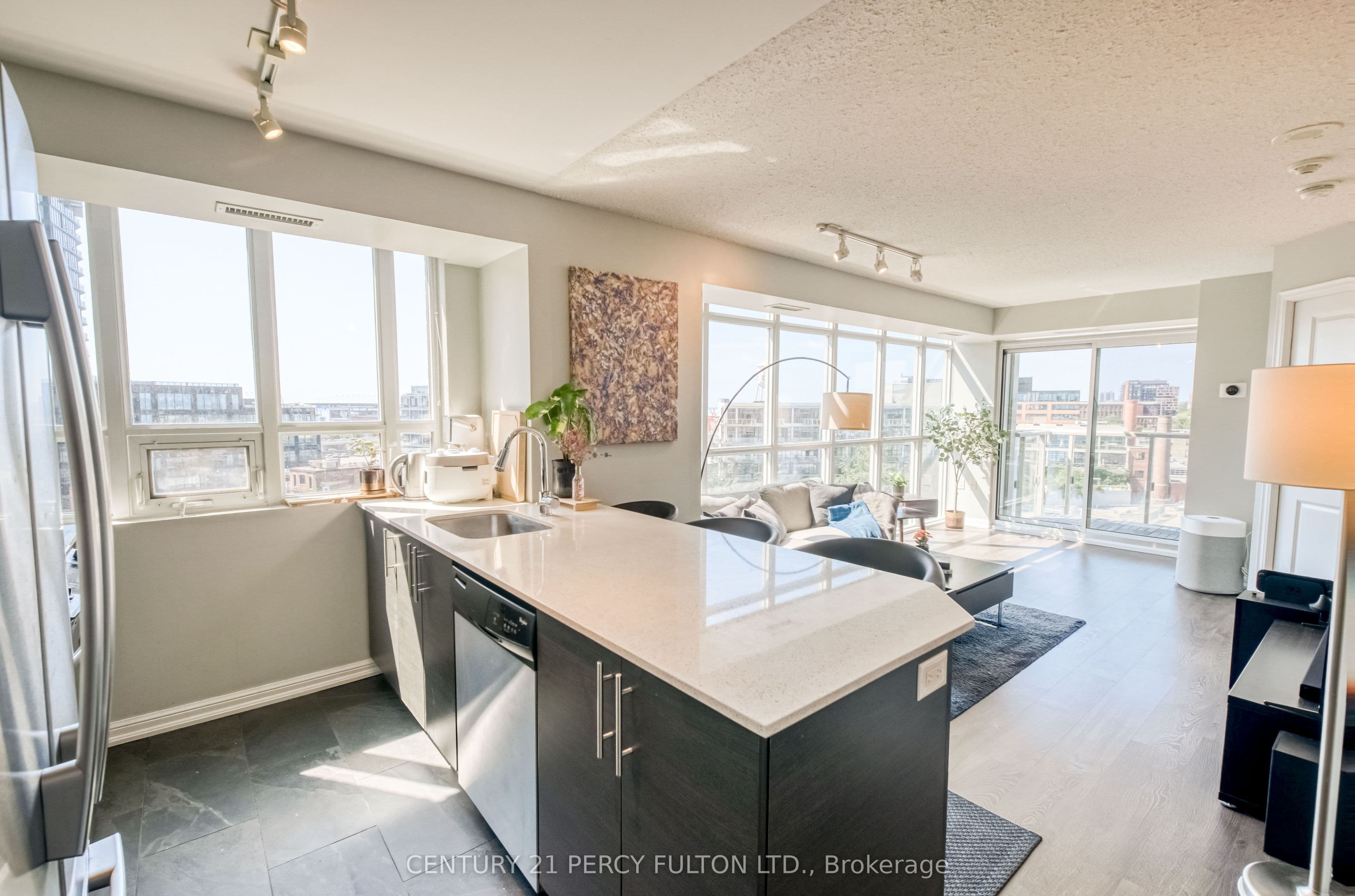 125 Western Battery Road 1010, Toronto, ON M6K 3R8
