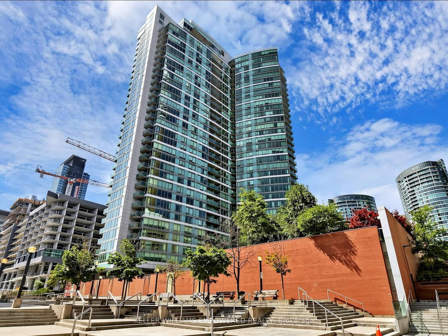 81 Navy Wharf Court 2815, Toronto, ON M5V 3S2
