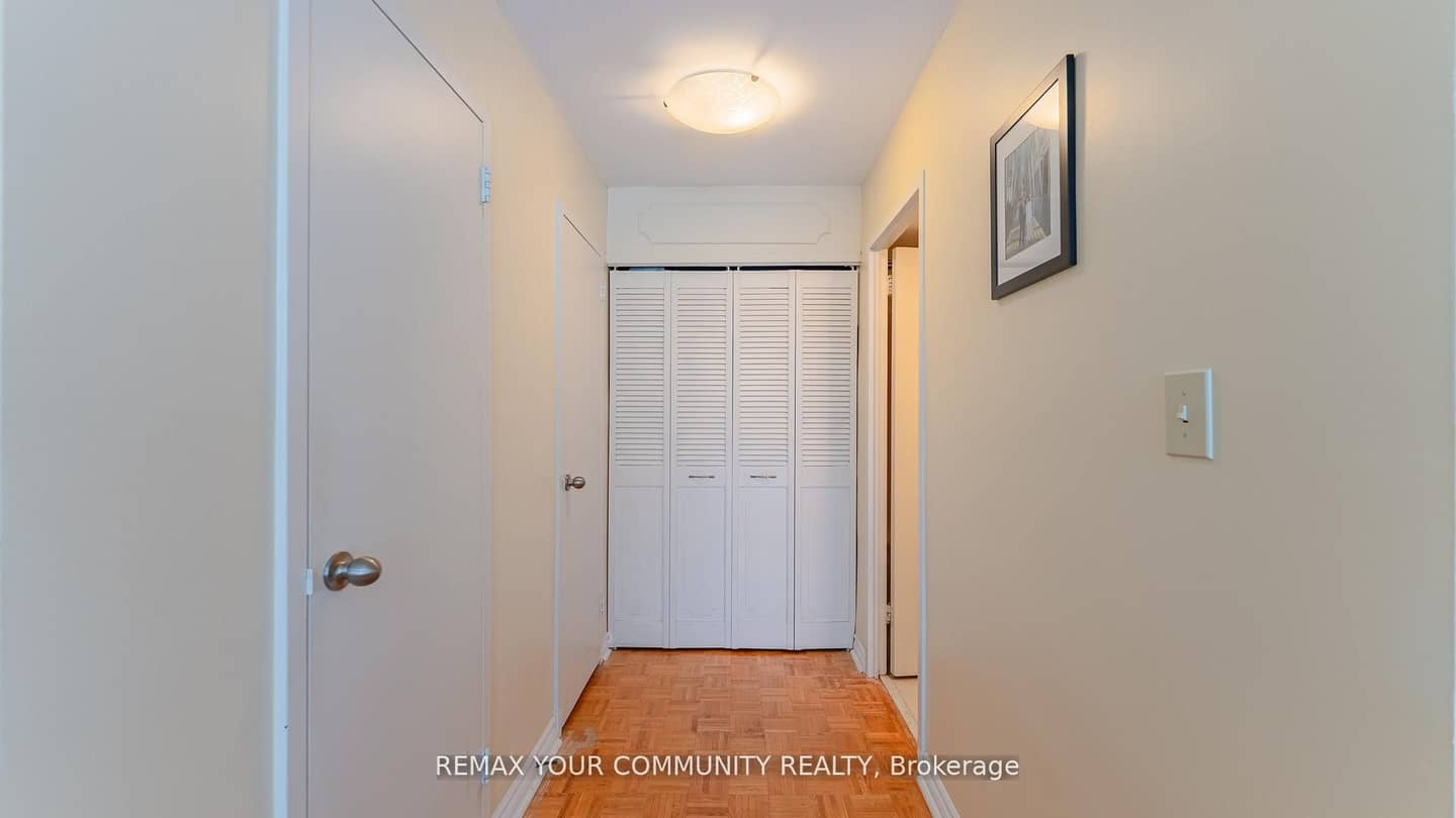 115 Antibes Drive 702, Toronto, ON M2R 2Y9