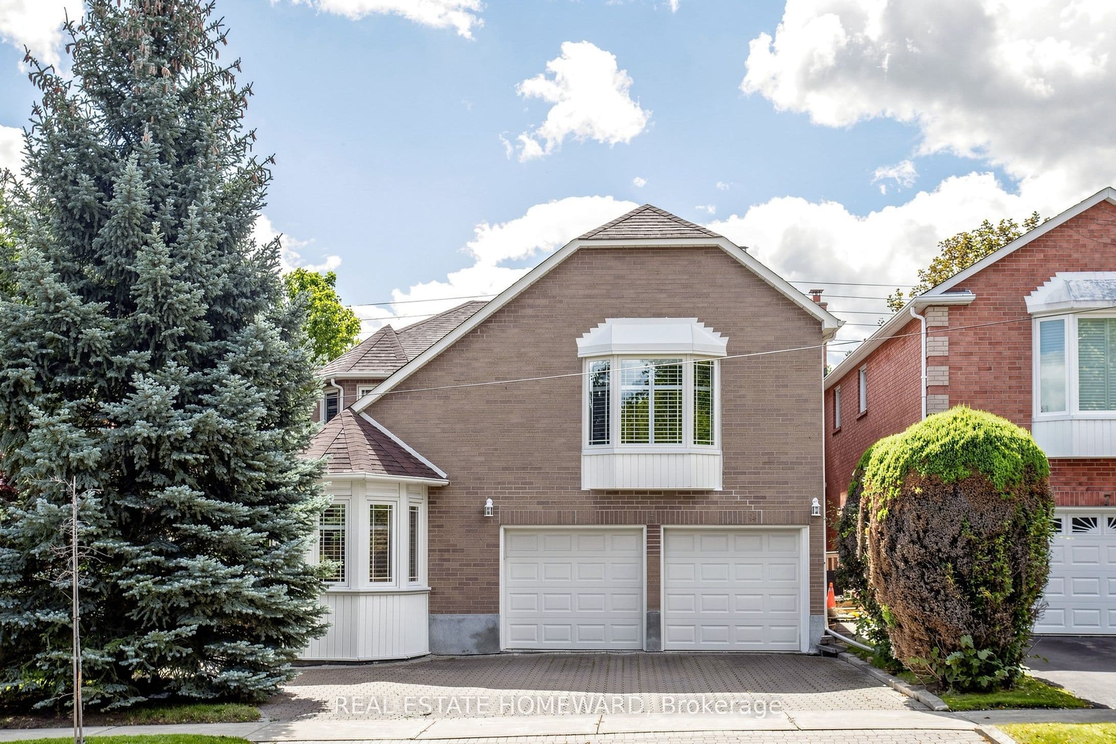 3 Green Acres Road, Vaughan, ON L4J 4R7