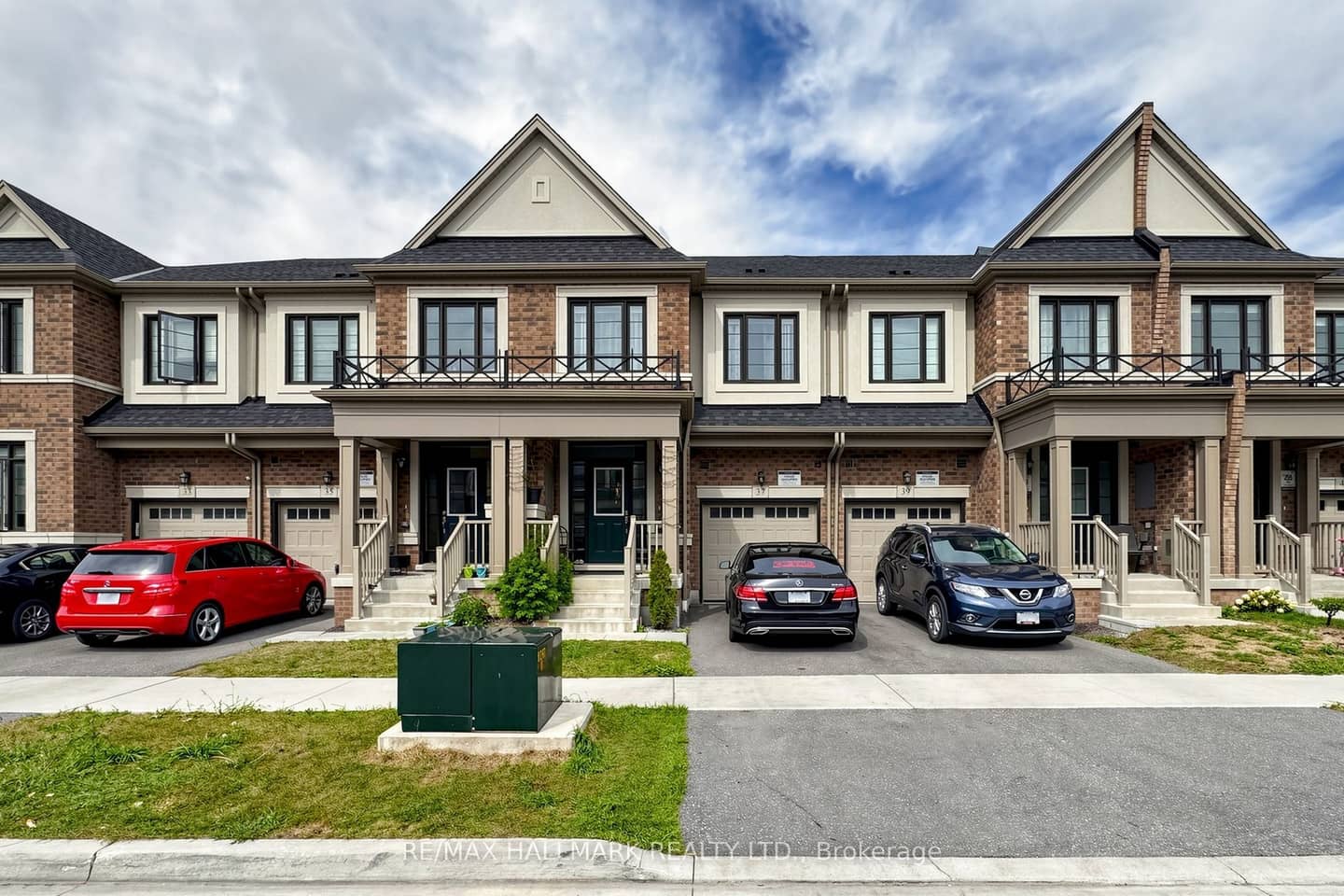 37 Velvet Drive, Oshawa, ON L1P 0N6
