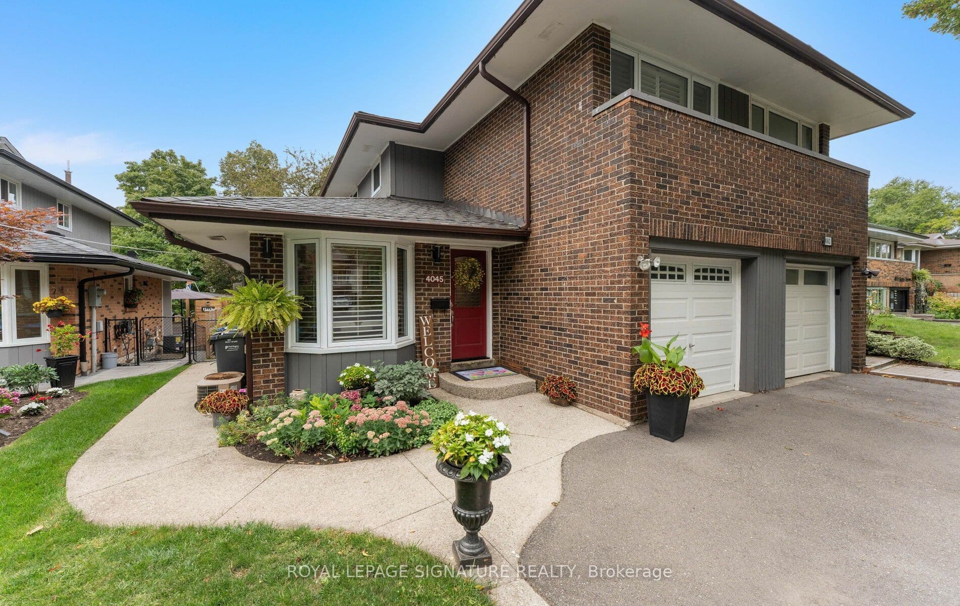 4045 Taffey Crescent, Mississauga, ON L5L 2A6