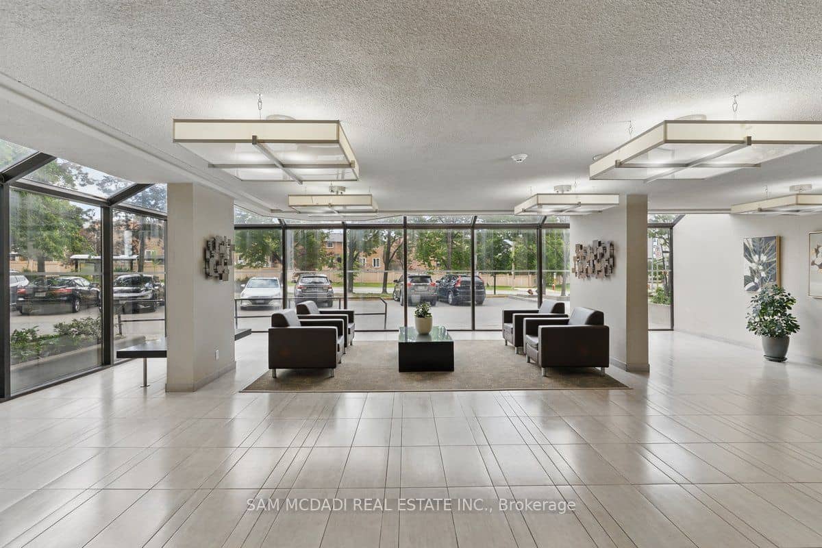 200 Robert Speck Parkway 1203, Mississauga, ON L4Z 1S3