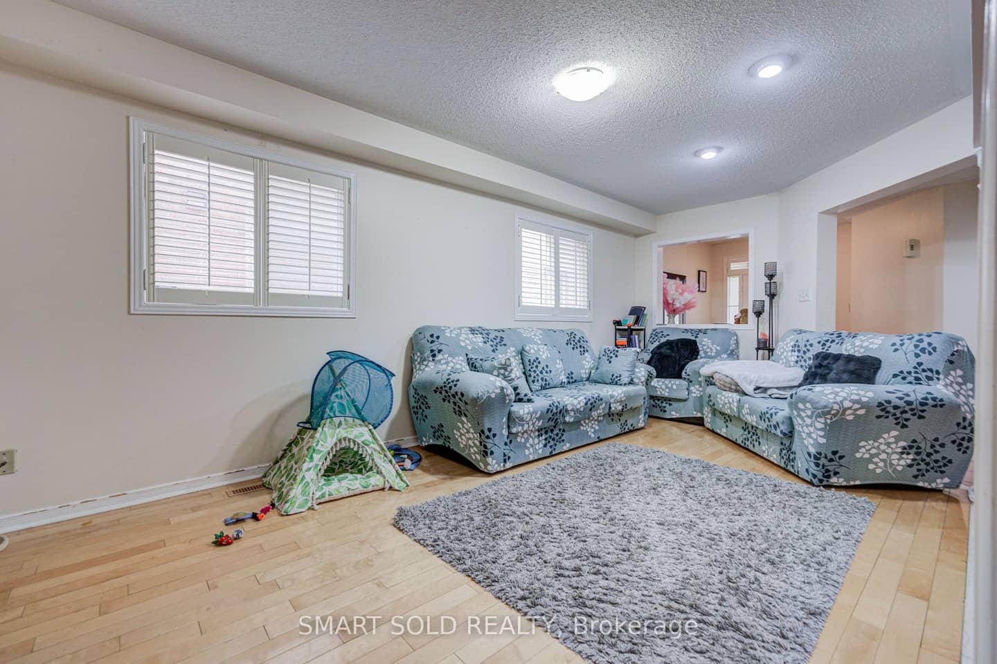 68 Harmony Road, Vaughan, ON L4K 5G4