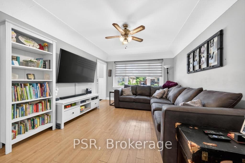 420 Upper Gage Avenue, Hamilton, ON L8V 4H9