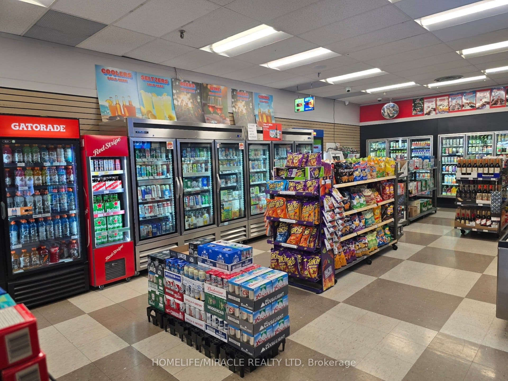 4141 Dixie Road #10, Mississauga, ON L4W 1V5