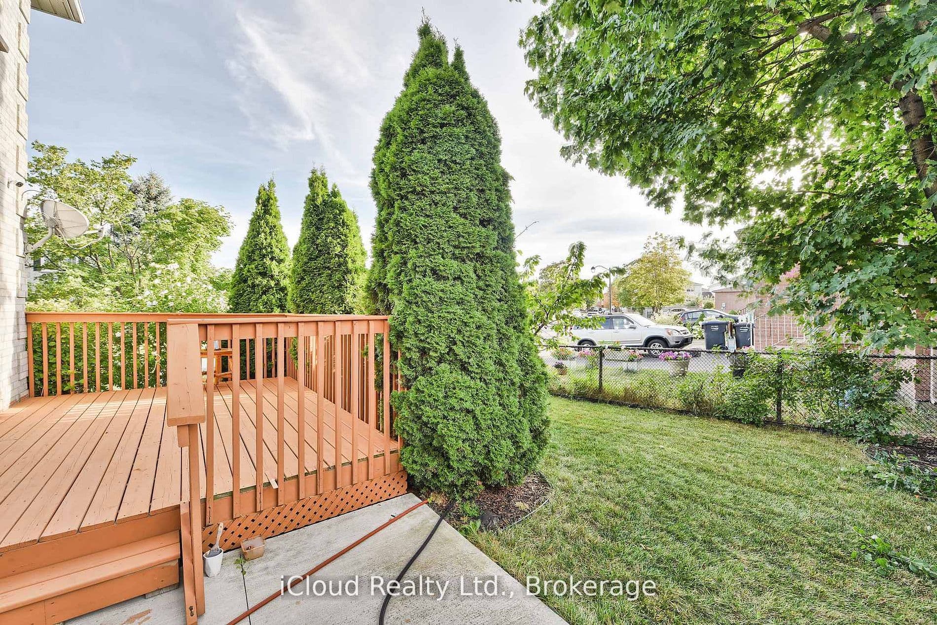 14 Timberlane Drive, Brampton, ON L6Y 3Y3