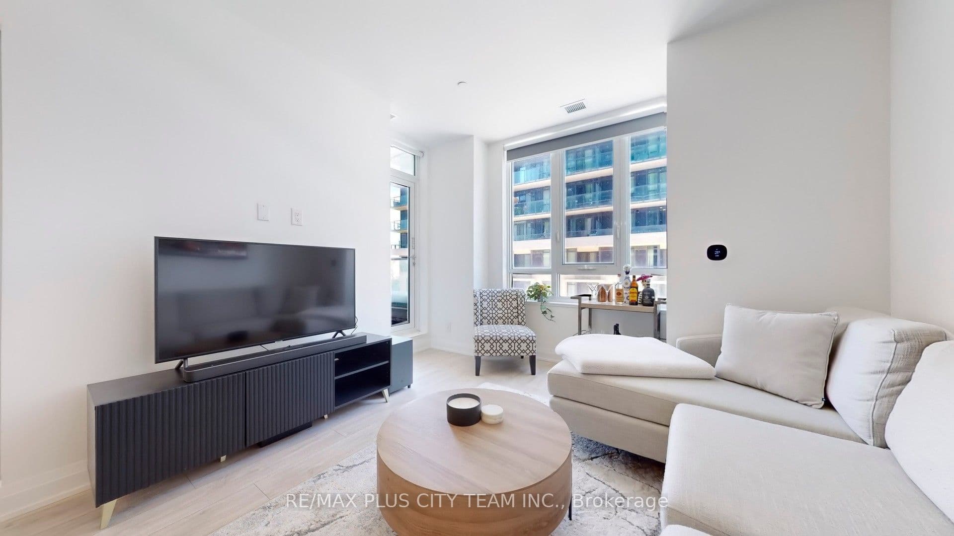 70 Annie Craig Drive W 205, Toronto, ON M8V 0G2