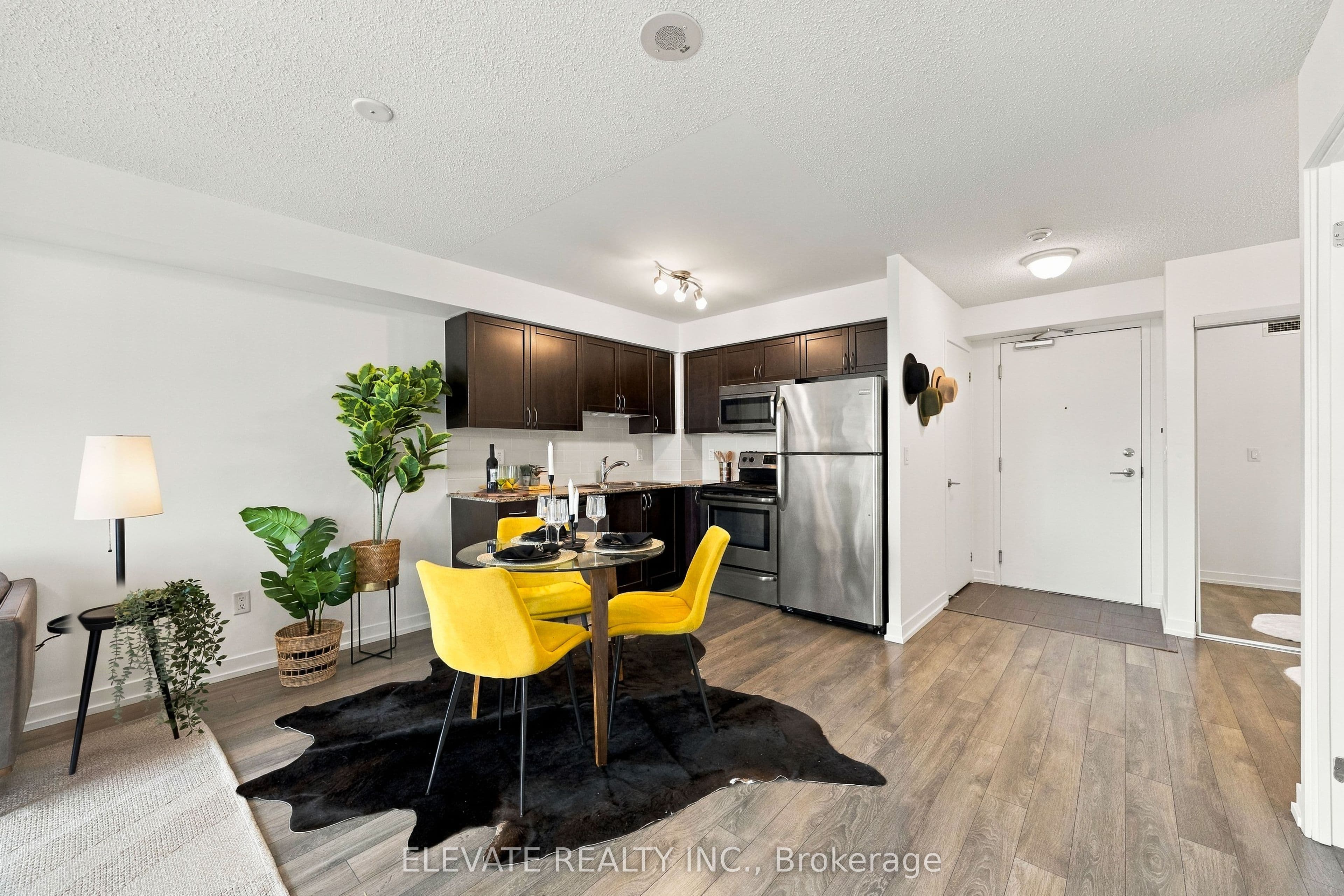 812 Lansdowne Avenue 408, Toronto, ON M6H 4K5