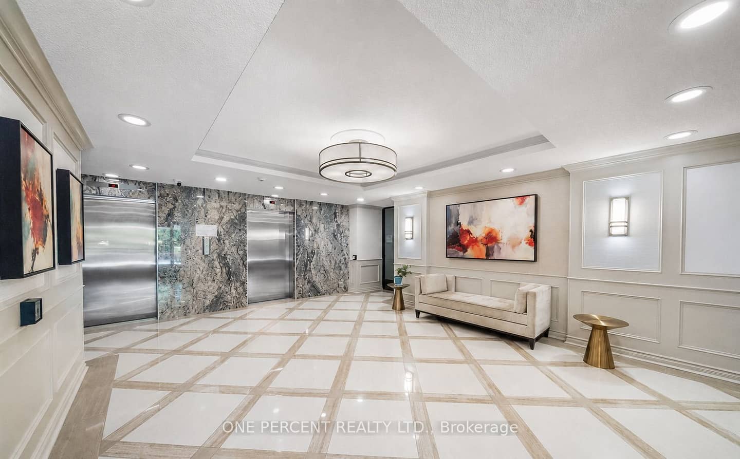 40 Baif Boulevard 302, Richmond Hill, ON L4C 5M9