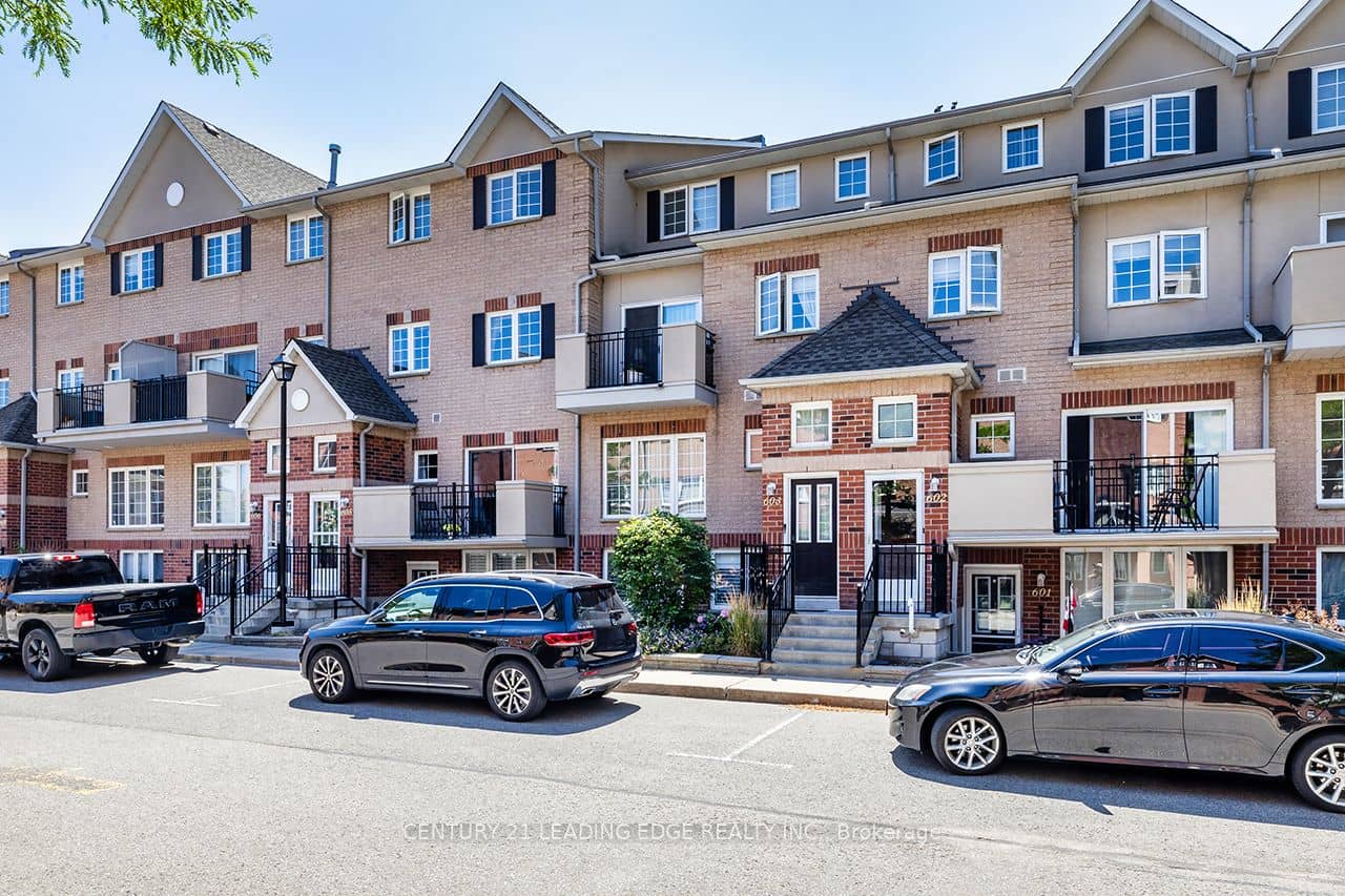 1400 N The Esplanade Drive N 621, Pickering, ON L1V 6V2
