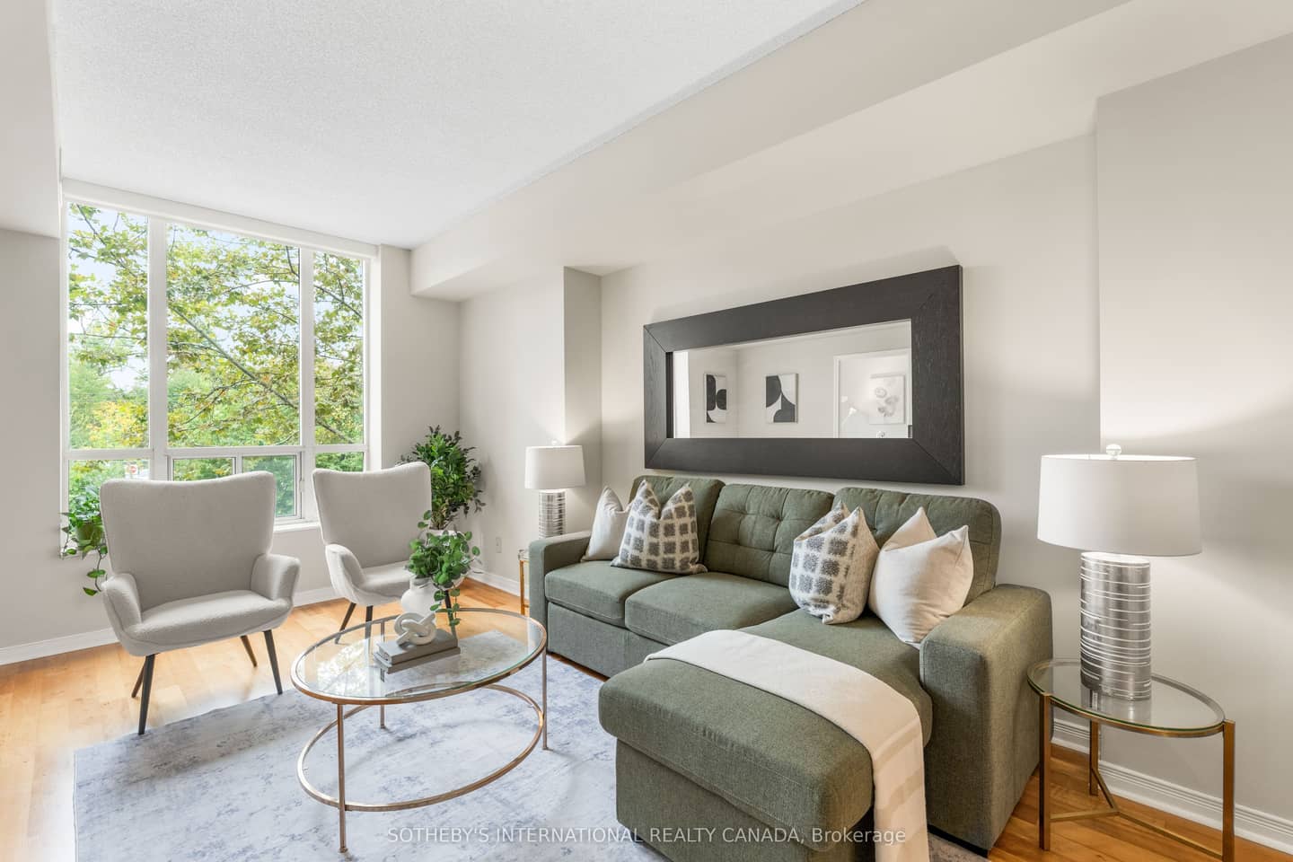 481 Rosewell Avenue 212, Toronto, ON M4R 2J1