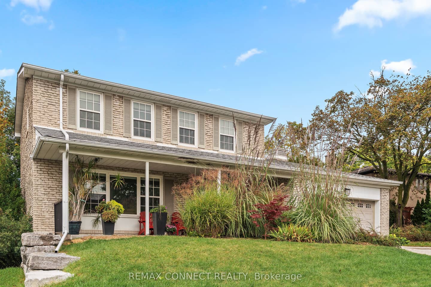 26 Averdon Crescent, Toronto, ON M3A 1P5