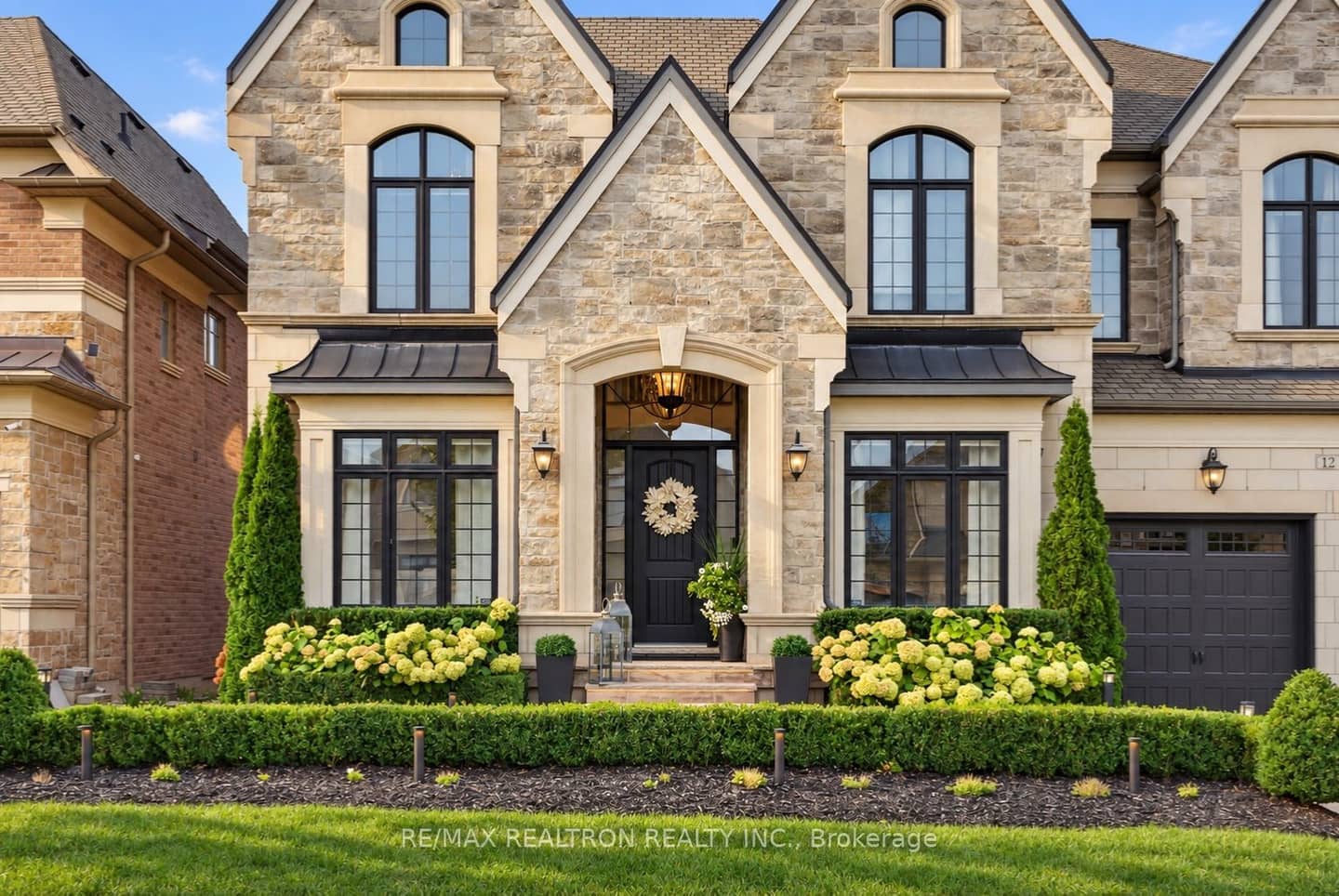 12 Mary Natasha Court, Vaughan, ON L4H 4N7