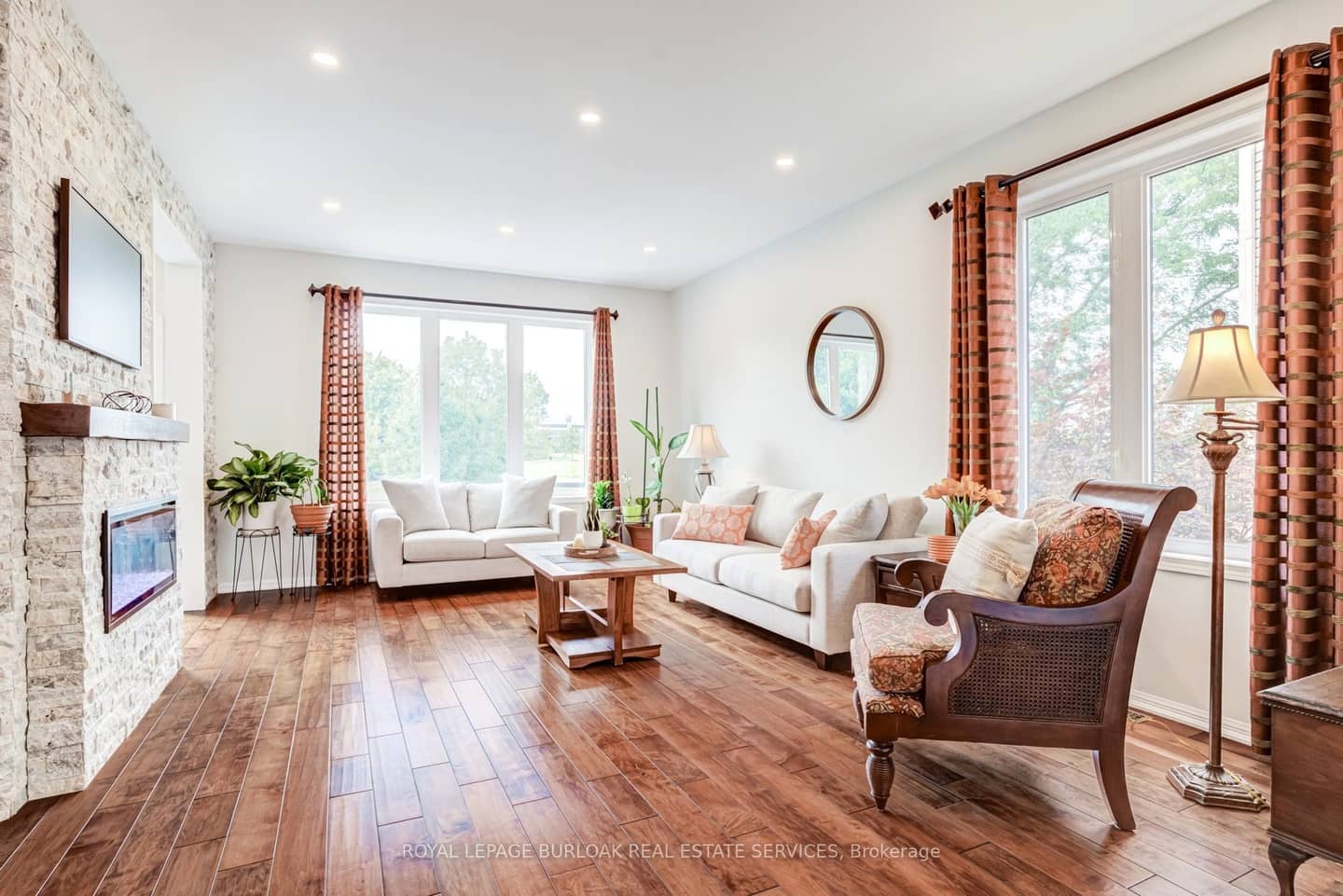 3244 Steeplechase Drive, Burlington, ON L7M 0C5