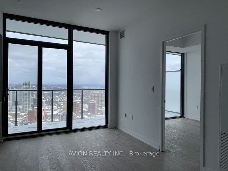 11 Wellesley Street W 4013, Toronto, ON M4Y 1E8