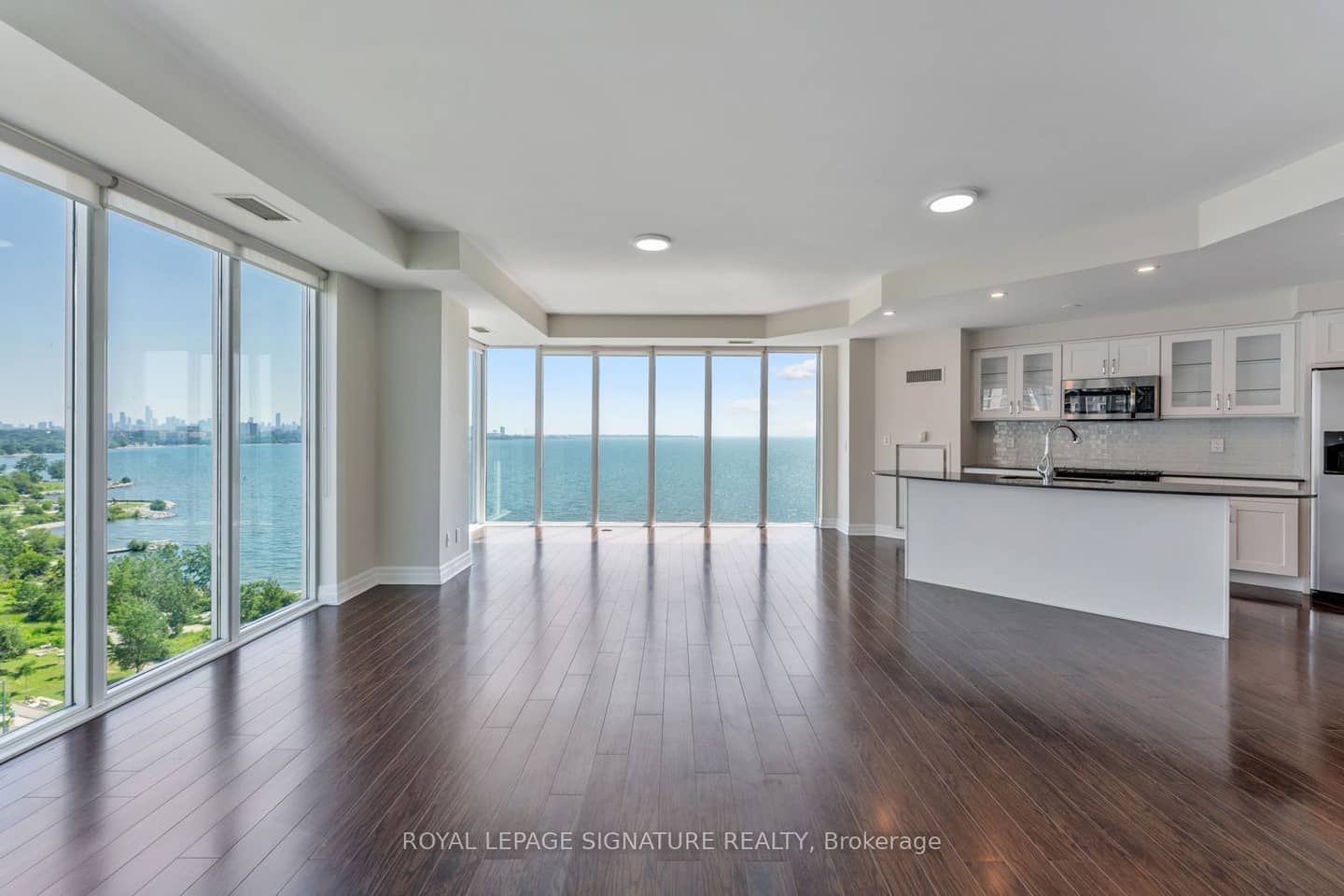 58 Marine Parade Drive 1103, Toronto, ON M8V 4G1