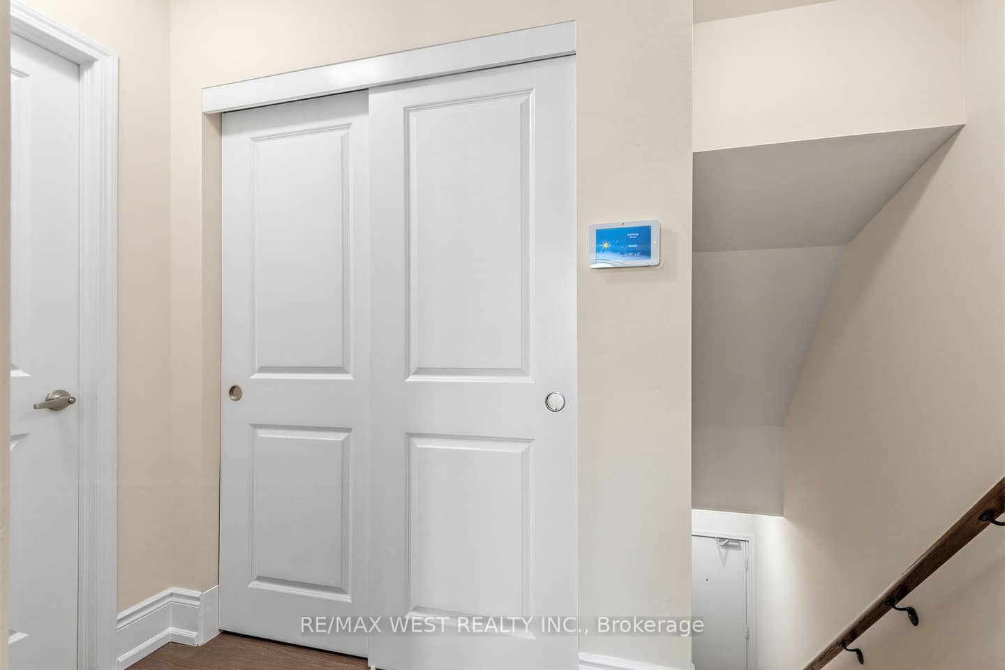1150 Briar Hill Avenue 303, Toronto, ON M6B 0A9