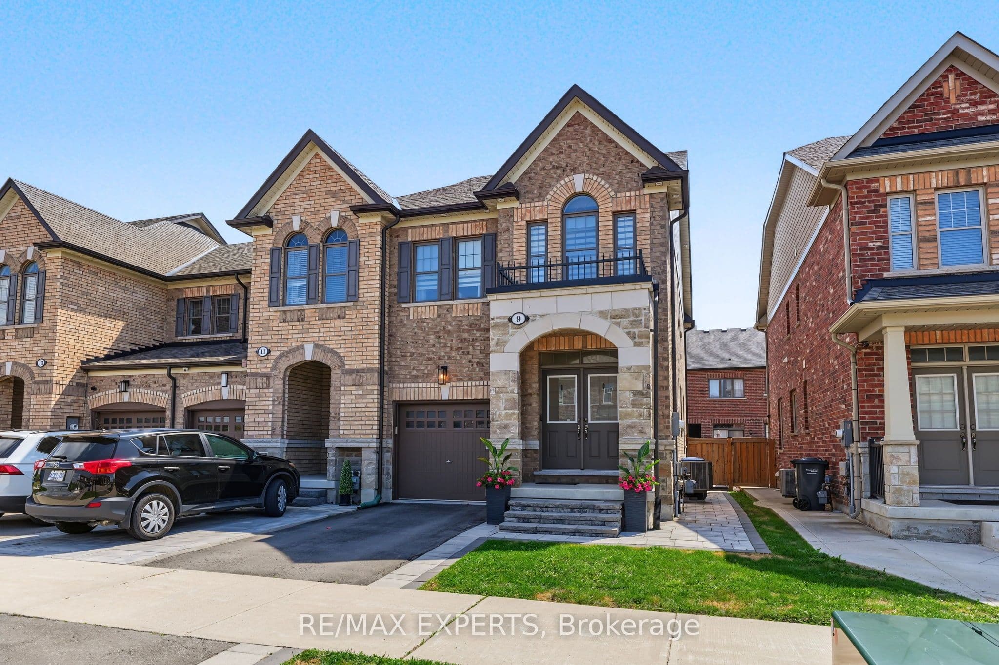 9 Tormore Road, Caledon, ON L7E 4K8