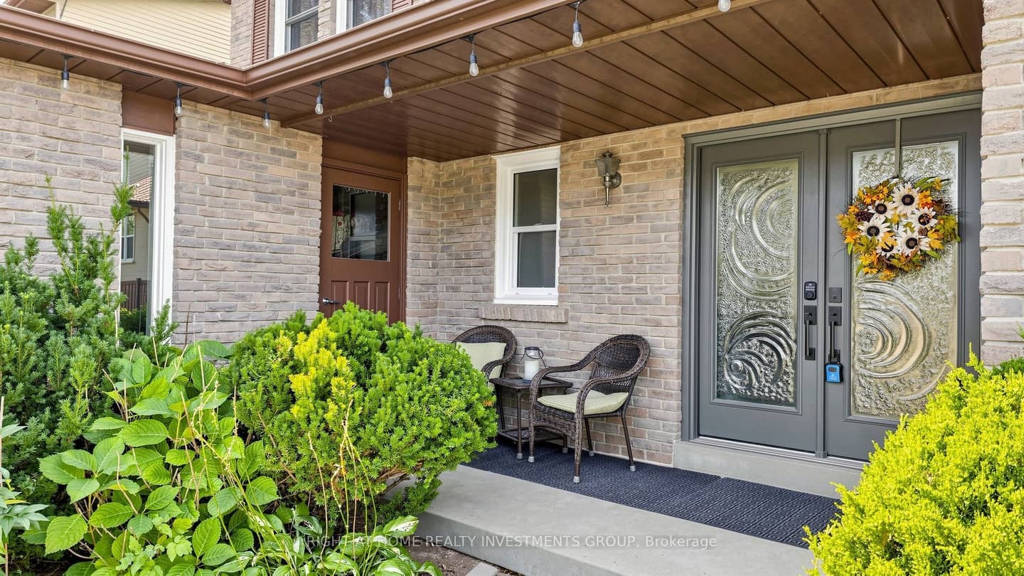 86 Burling Place, Newmarket, ON L3Y 5W4