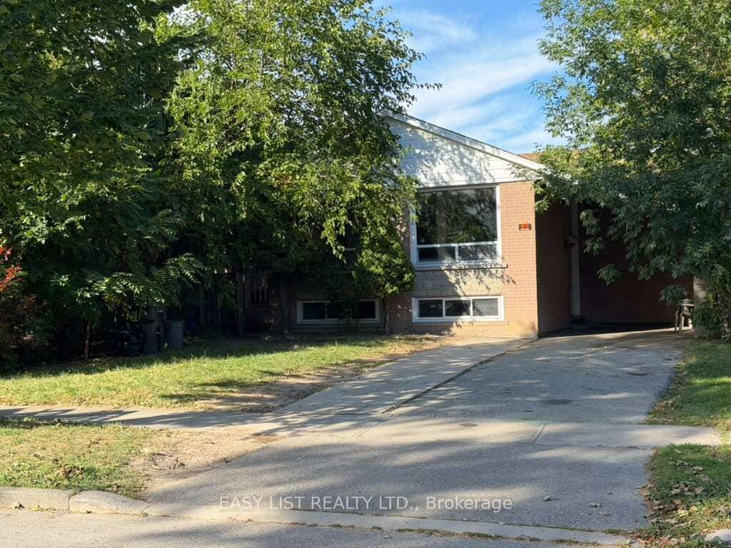 22 Foxcote Crescent, Toronto, ON M9C 4B8