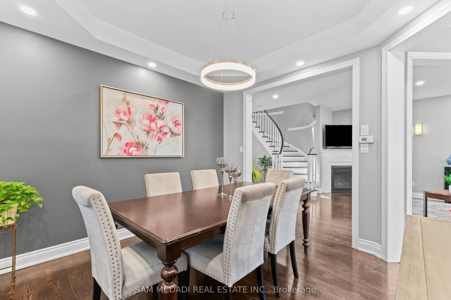 195 Holmes Crescent, Milton, ON L9T 0T8