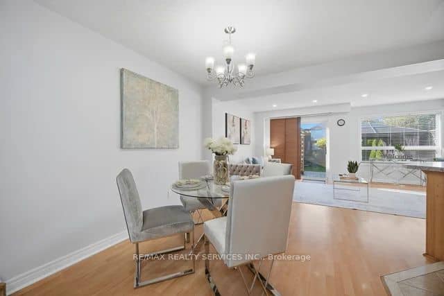 160 Marycroft Court, Brampton, ON L7A 2G2