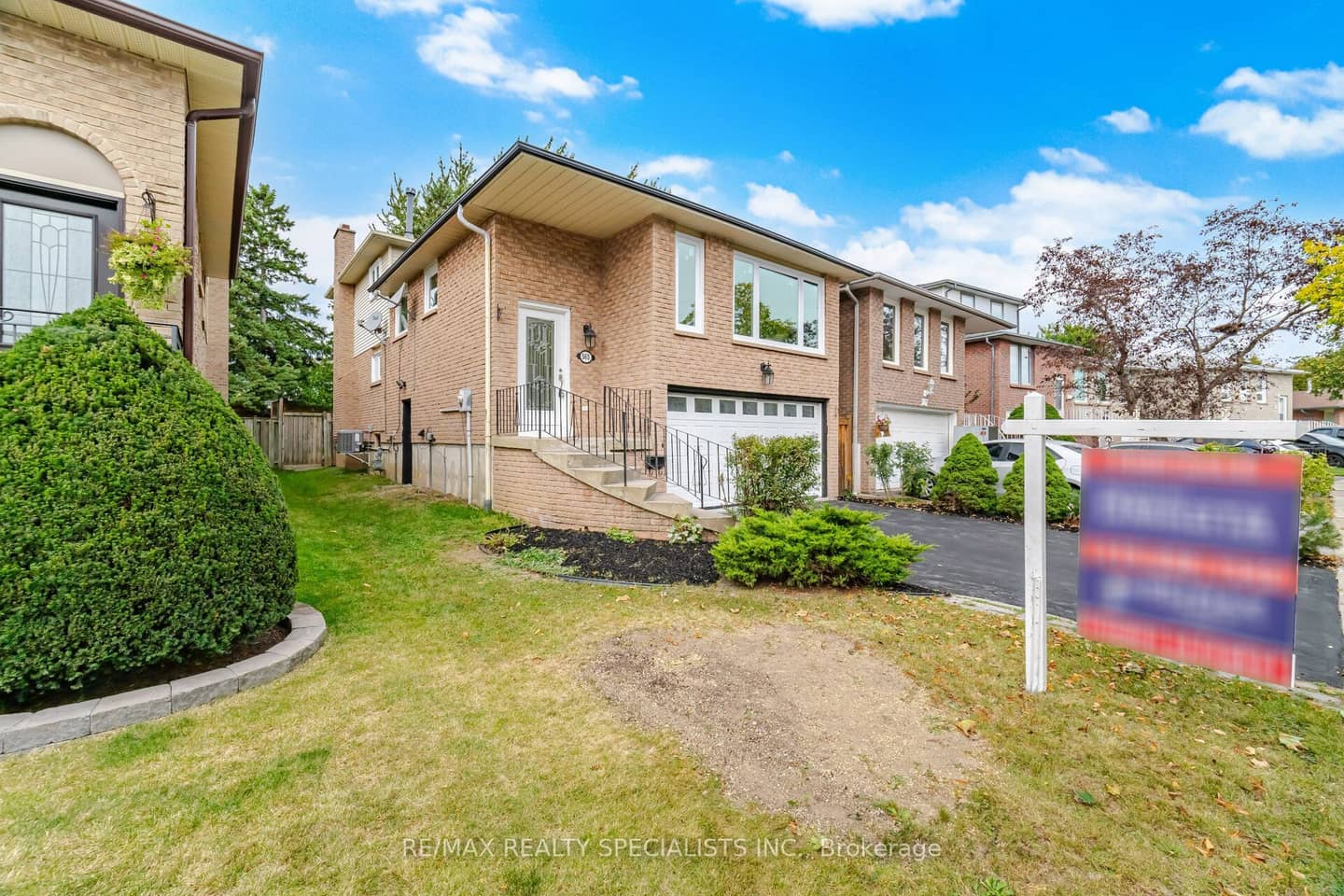 565 Hayward Crescent, Milton, ON L9T 4T8