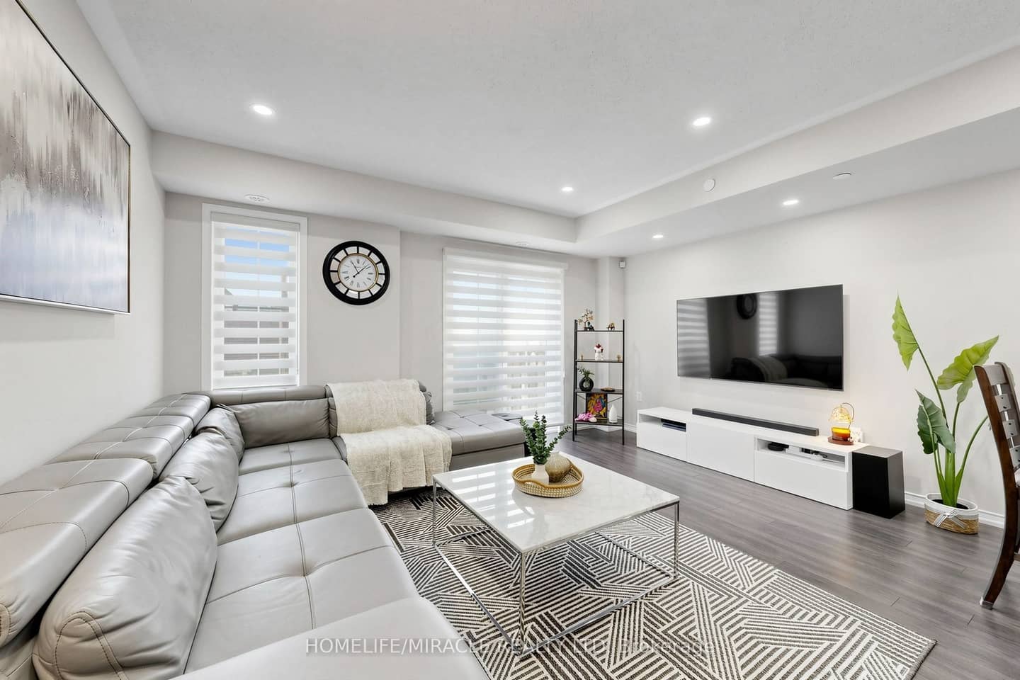 2725 Deputy Minister Path, Oshawa, ON L1L 0M7