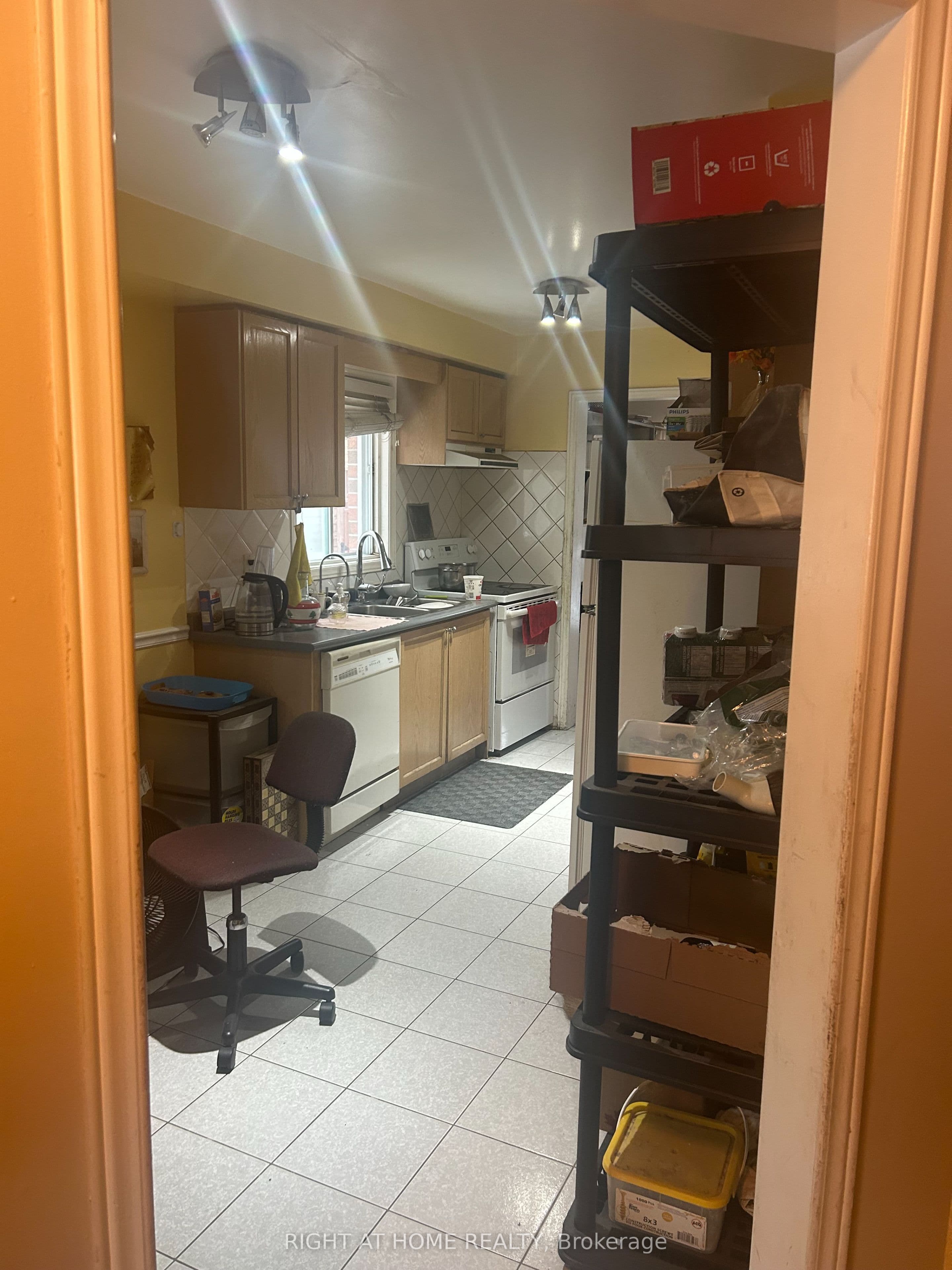 5550 Cosmic Crescent, Mississauga, ON L4Z 3R9